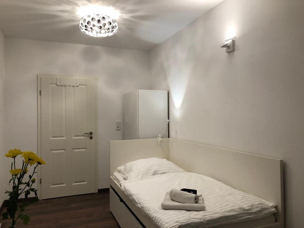 New Private Rooms Fürth Exterior foto